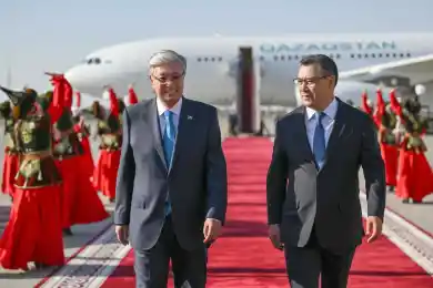 Президент Казахстана прибыл в Кыргызстан