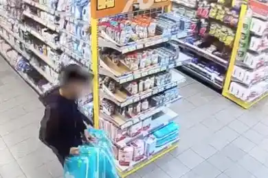 В Нур-Султане полиция завела уголовное дело на парня за кражу памперсов - видео