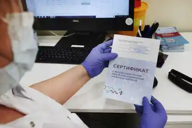 Некоторым казахстанцам разрешили возвращаться из поездок без ПЦР-тестов на ковид