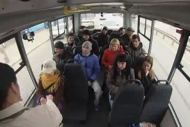 "Не ездить в автобусах, не приглашать гостей": советы Минздрава казахстанцам по защите от коронавируса