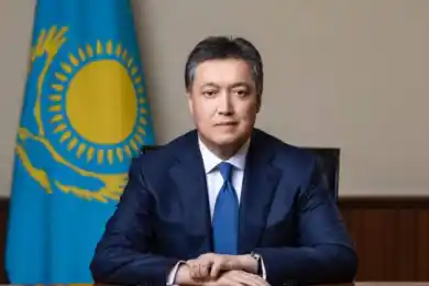 Аскар Мамин вышел из режима самоизоляции и проводит заседание Правительства