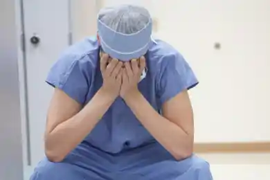 Законопроект, смягчающий наказания за врачебные ошибки, внесут в Мажилис Парламента РК