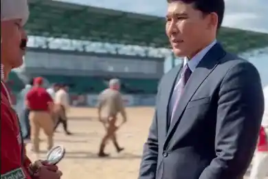 Ербол Мырзабосынов посетил соревнования лучников