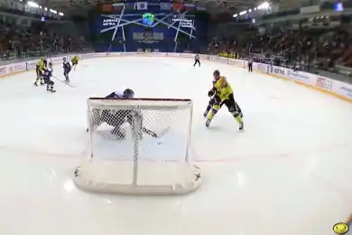 Браво: хоккеисты "Сарыарки" отыгрались со счёта 1:4 и победили