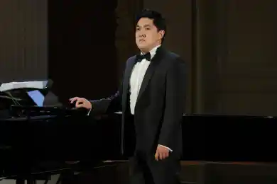 «Ты прекрасней всех на свете» - праздничный концерт в Астане