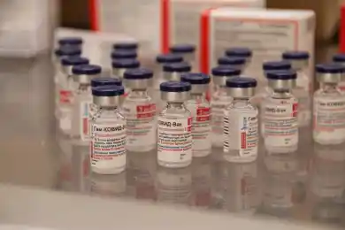 Сколько вакцины Казахстан импортирует и сколько произведет самостоятельно