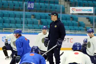 "Мы на одной волне". Талгат Жайлауов рассказал о сборной Казахстана и о Михайлисе с Ореховым