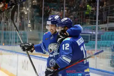 Барыс крупно обыграл рижское Динамо, четыре шайбы забросили Старченко и Михайлис