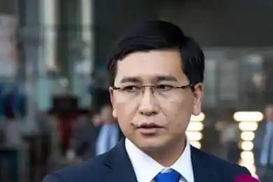 Министр образования Аймагамбетов сдал тест на COVID19