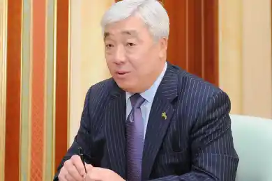 Ерлан Идрисов освобожден от должности посла в трех странах