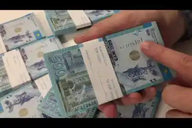 Мужчина украл из бардачка «Lexus» 12 млн тенге и всё потратил в Алматы