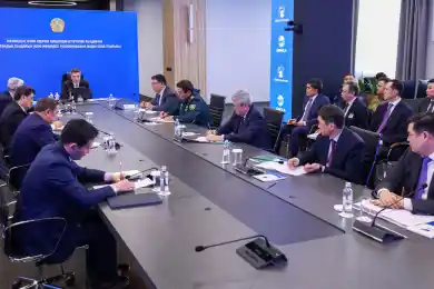 Бектенов призвал «быть готовыми к различным сценариям» в борьбе с паводками