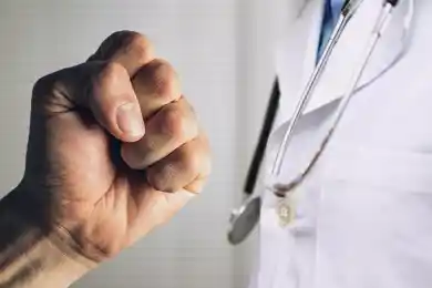 Цой об избиении хирурга: «Нас глубоко потрясло это происшествие»