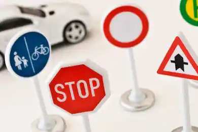 МВД предупредило казахстанцев насчет обучения в автошколах