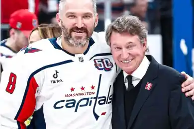 Овечкин побил рекорд Грецтки