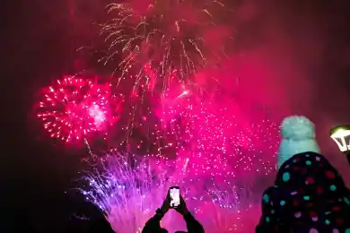 Видео праздничного салюта в Астане