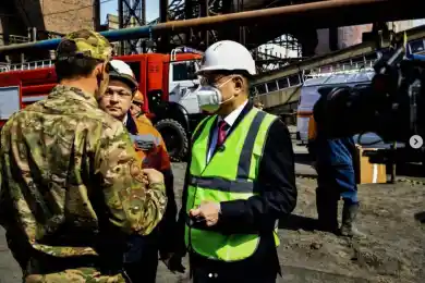 Пожар на "Казцинке": аким Усть-Каменогорска обратился к горожанам