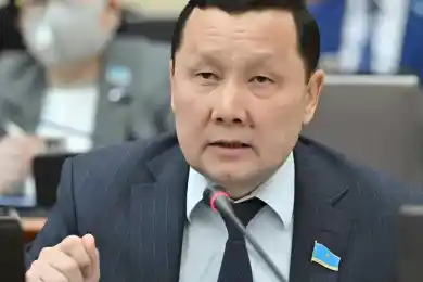 Мажилисмен Абзал Куспан может вступить в партию "AMANAT"