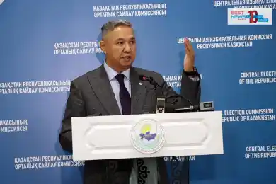 Азат Перуашев высказался об эпизоде с «мужской скупой слезой»