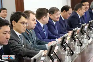 "Меня Интернет устраивает": Багдат Мусин оценил качество и стоимость Интернет-связи