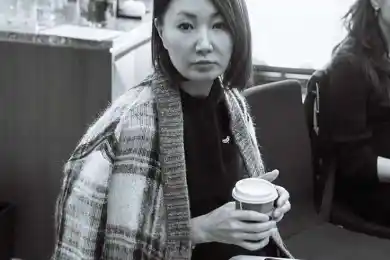 Мама погибшей Томирис Байсафы поблагодарила Главу государства за помощь