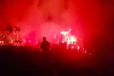 В Степногорске в дачном домике заживо сгорели пять человек, из них двое - дети