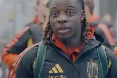 Сборная "красных дьяволов" прилетела в Астану