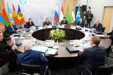 Аскар Мамин предложил отменить роуминг в странах ЕАЭС