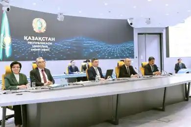 «Так мы все без работы останемся» - шутка об ИИ на заседании Правительства Казахстана 