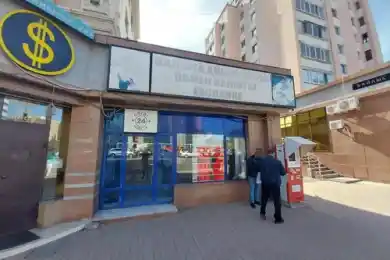 «Давно уже окупили»: Нацбанк о расходах «обменников» на табло с курсами