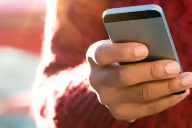 В МЦРИАП ответили на жалобы казахстанцев из-за подорожания тарифов мобильных операторов