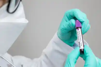 Только 2004 случая коронавируса выявили в Казахстане за сутки