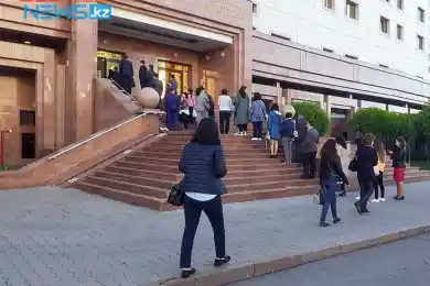 Мажилис одобрил законопроект о совмещении дистанционного и обычного режима работы для казахстанцев