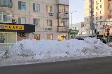 Жители правобережья города Нур-Султан прислали фото с сугробами