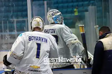 Барыс продлил контракт с одним из вратарей