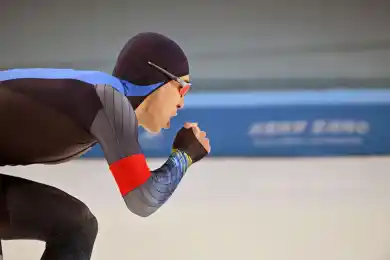 Капитан конькобежцев Алтай Жардембекулы извинился перед болельщиками