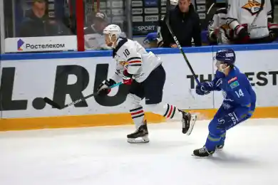 Мозякин и Старченко не забили в первом периоде матча Барыс-Металлург