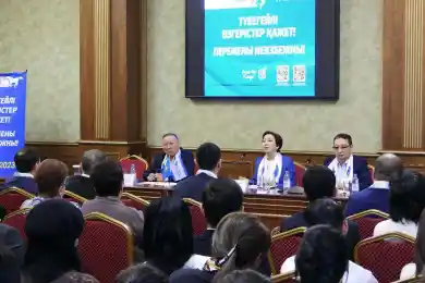 Члены «Ак жол» Дания Еспаева и Серик Ерубаев провели встречи с рабочими, банковскими служащими и предпринимателями в Атырау