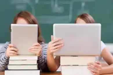 Аймагамбетов о переходе на онлайн-обучение: «Прошу отнестись с пониманием…»