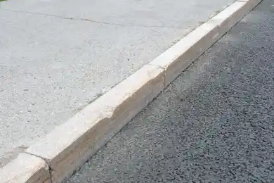 Акимат обратился к жителям Алматы в связи с заменой бордюров