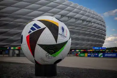 Франция вышла в 1/4 Евро-2024 после автогола