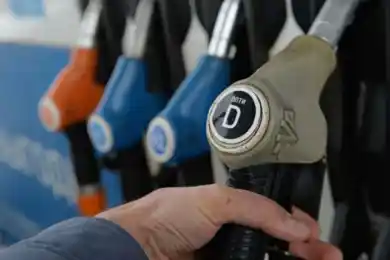 Зачем нужно Минэнерго, если казахстанцы ежегодно страдают от подорожания дизтоплива: видео-ответ вице-министра