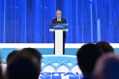 Токаев потребовал защитить казахстанцев от утечки персональных данных