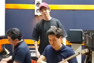 Димаш обратился к полицейским Казахстана