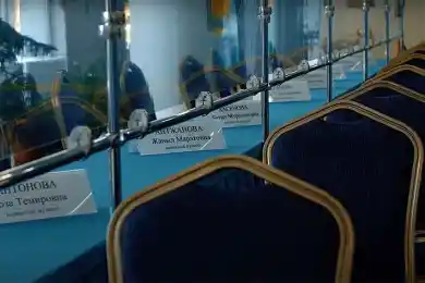 За стеклом: как в Нур-Султане готовятся к проведению выборов 10 января   