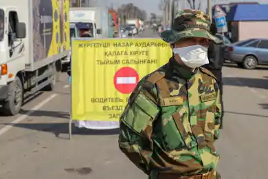 После прилета из ОАЭ казахстанцев будут охранять два дня