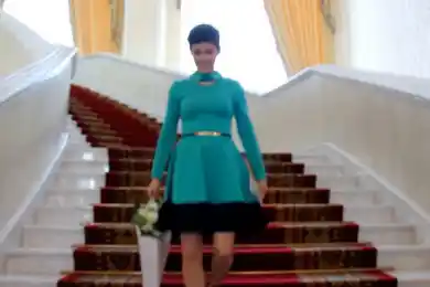 Как Назым Кызайбай умеет носить каблуки и платья 