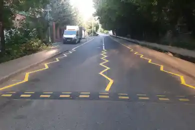 Разметка пошла зигзагом: в Нур-Султана начался эксперимент на дорогах