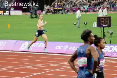 Легкоатлетка Залюбовская выдала мощный финиш на Азиатских играх