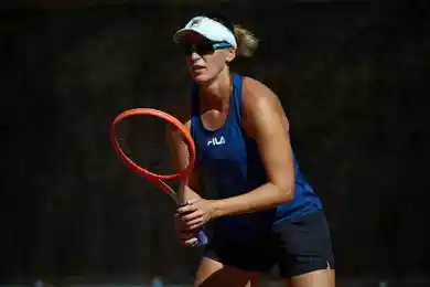 Казахстанка Шведова уступила в первом сете австралийке Тымлянович, впереди второй сет